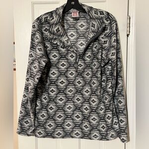 Avalanche three quarter zip fleece